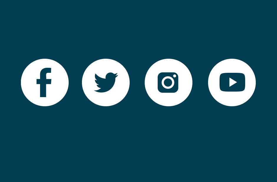 Varios iconos de redes sociales sobre un fondo azul